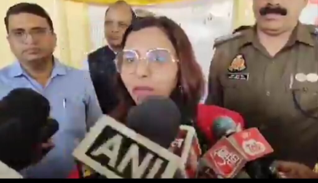 झाँसी पाहुंची चिकित्सा शिक्षा एवीएन प्रशिक्षण महानिदेशक कंजर सिंह